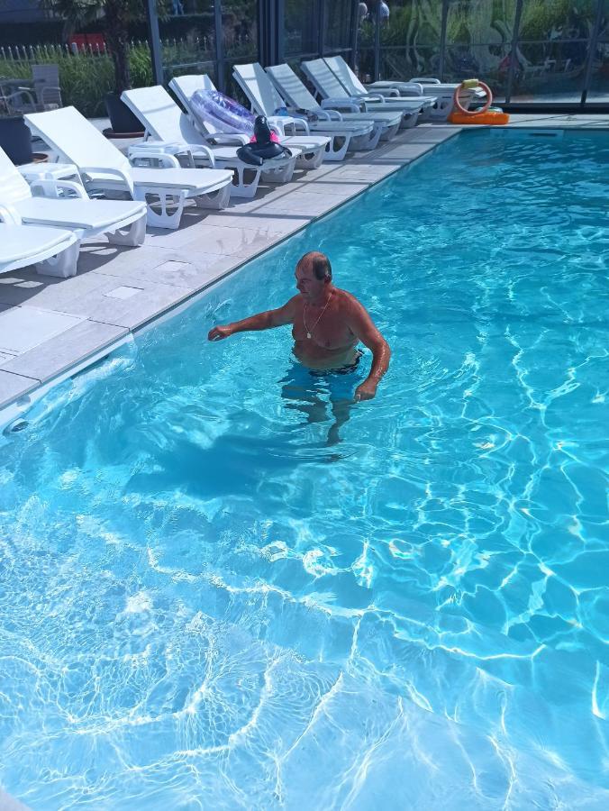 Al Mare-Villa Z Klimatyzacja Ustronie Morskie Eksteriør bilde